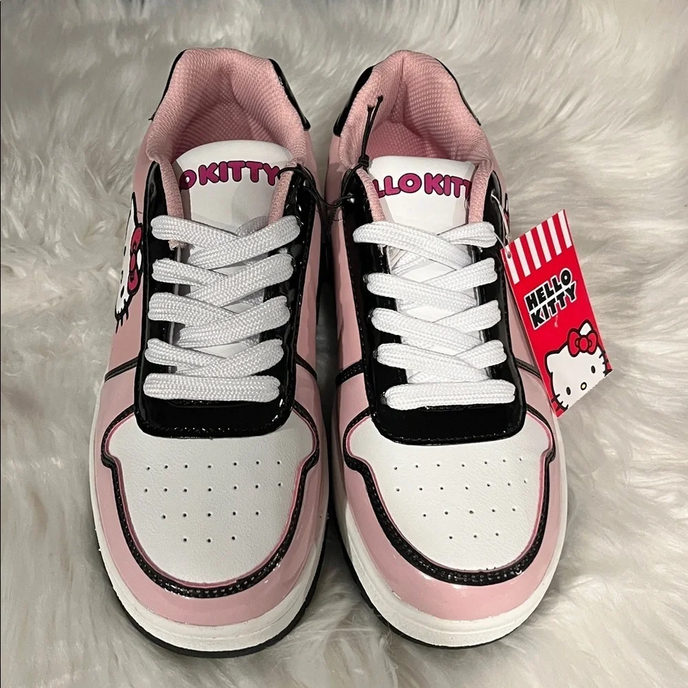 🆕Hello Kitty Sneakers Size 8